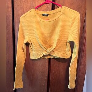 SHEIN Women's long sleeve crop top